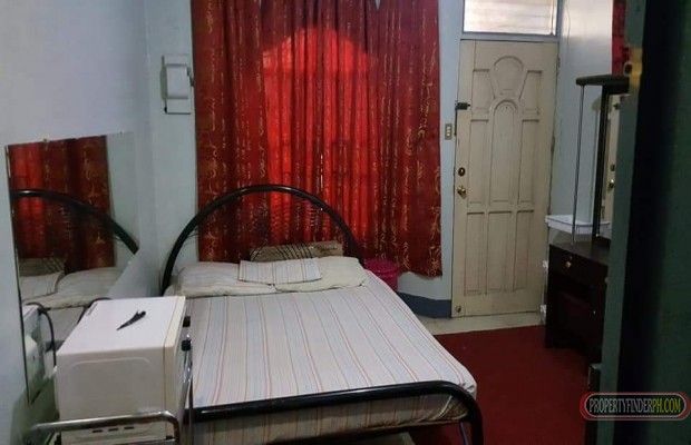 Fully furnished room for rent for 2 working peopleOne Year Contract01