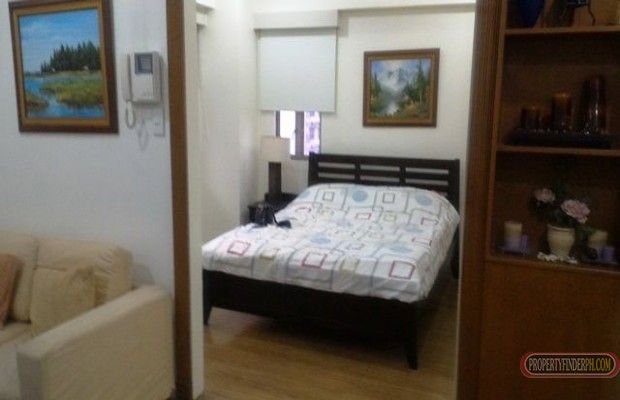 1BR fully furnished at Greenbelt Makati04
