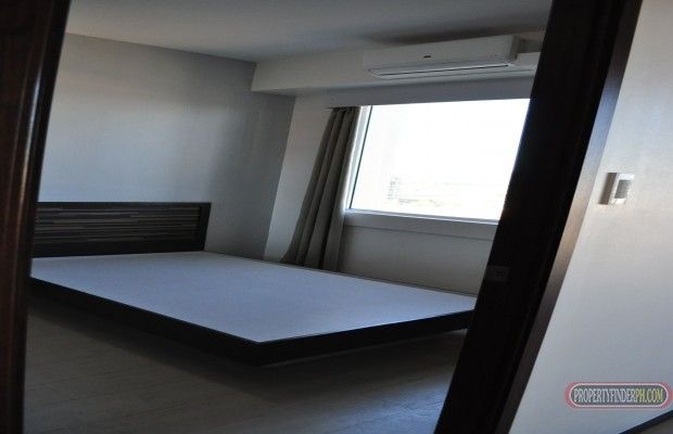 Condo For Rent at Ibiza Tower Circulo Verde04