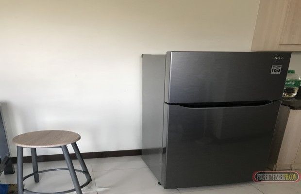 1-Br corner unit with 2 balconies in Morato area for rent04