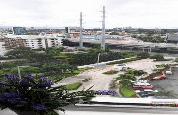 Condo near SM BF for Rent04