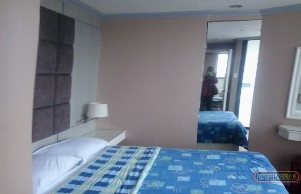 "Greenhills Condo,one br, furnished"01