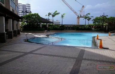 "Mandaluyong, Lee Gardens Studio with parking"02