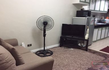 17th FloorOne (1) Bedroom Unit with Balcony [facing Makati Area]02