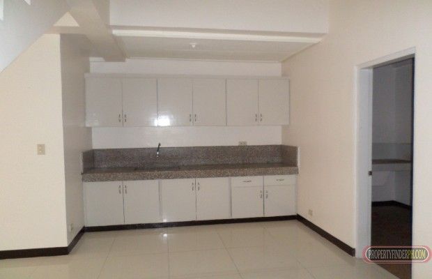 2 BR Townhouse with ROOFDECK in BF PQUE (25EJO)03