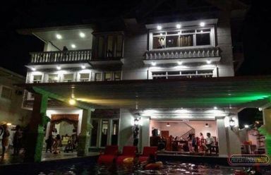 "Boss and Docs Private Resort Pansol Calamba, Laguna"02