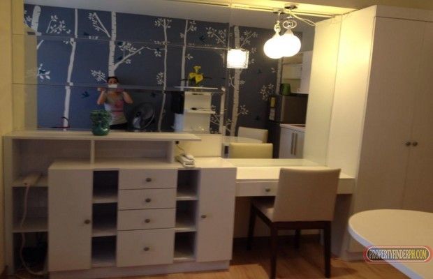 Fully Furnished Studio Condo Unit03