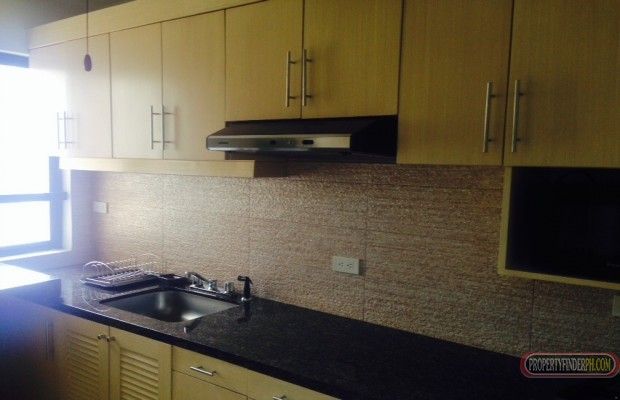 BSA Tower 1BR Condo For Rent Makati City04