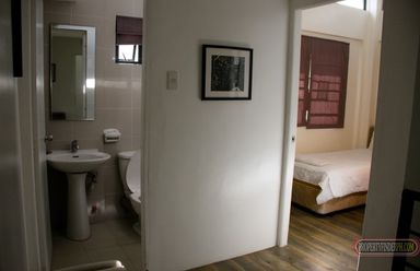 "3-Bedrm Villa inside Enclave Subd,10 mins from Clark Friendship Gate,"02