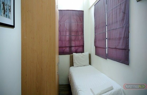 "3-Bedrm Villa inside Enclave Subd,10 mins from Clark Friendship Gate,"04
