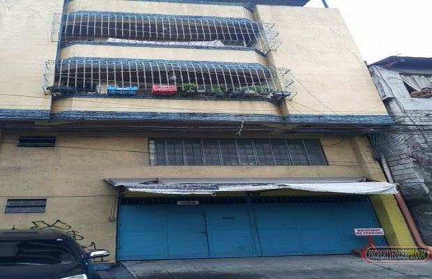 Building for lease in laon laan manila near blumentrirr03