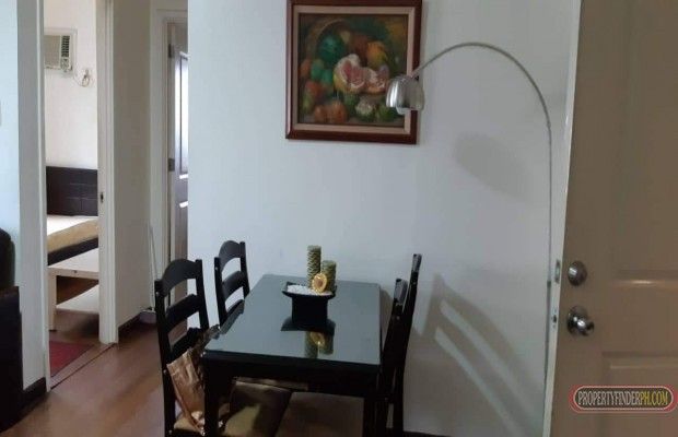 Condominum for rent at bgc04