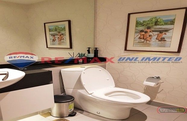 "2 Bedroom Apartment at West Tower, One Serendra - BGC for Lease"04