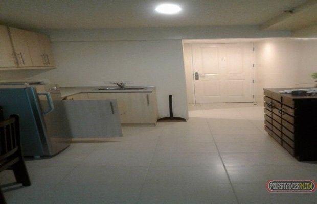 Fully Furnished CONDO for RENT near Tagaytay03