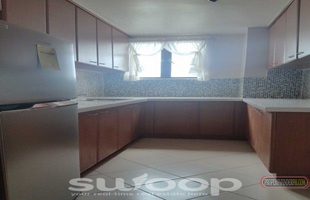 "Semi Furnished 2 Bedroom Unit for Rent in One Orchard Tower 3, Eastwoo"03