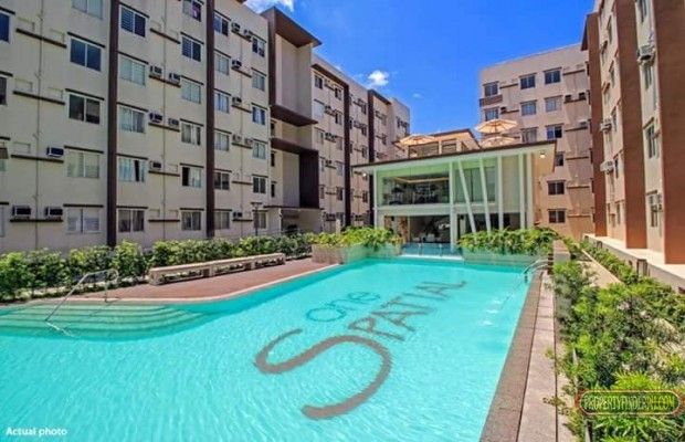 One Spatial Condo Unit01