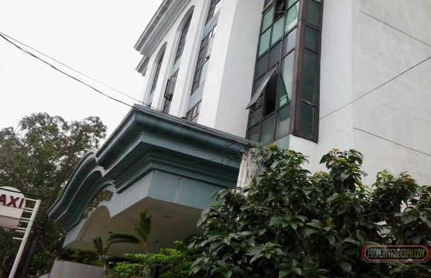"Greenhills Condo, 1 br ,furnished"03