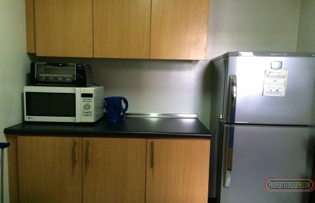 FOR RENT: Artsy 1br Unit at The Columns Ayala Ave03