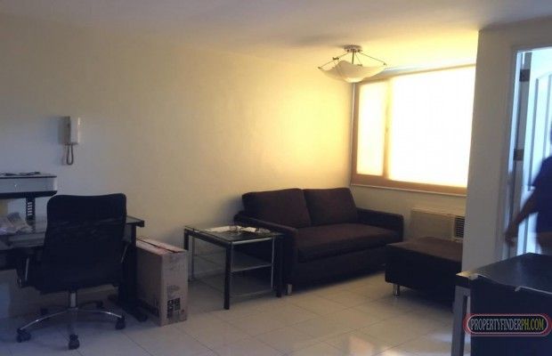 One bedroom condo unit for rent03