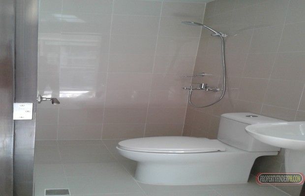 "For Rent Studio type Condo in Manhattan Heights Tower A Cubao, Quezon"03