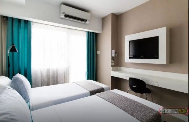 Tati Studio at Shell Residences Close to Mall of Asia 2 beds 1 bath a04