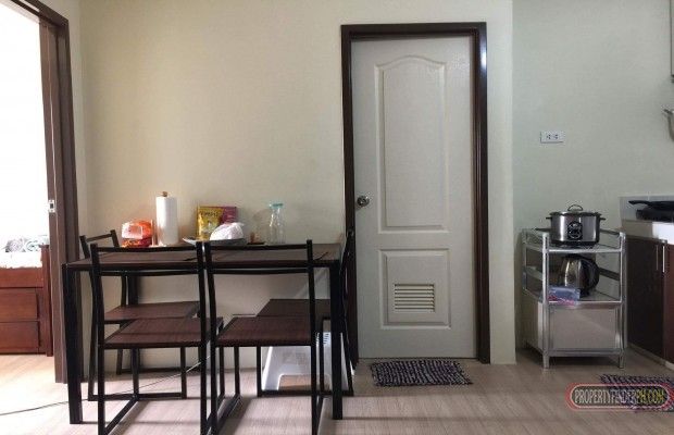 Condo Room or sharing for 2 (bedspacer) in sta. Mesa. For female only.03