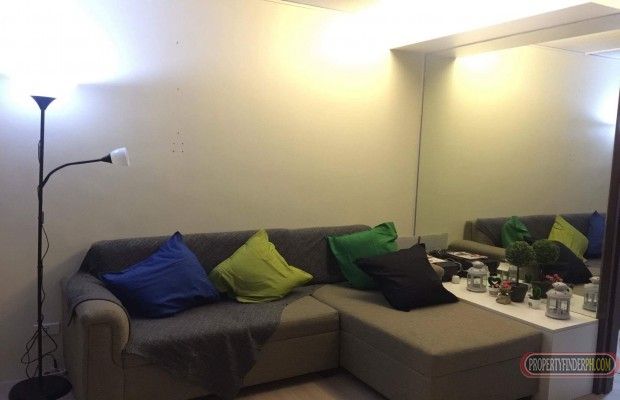 Condo Room or sharing for 2 (bedspacer) in sta. Mesa. For female only.04