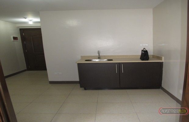 1 unfurnished BR for Rent in Ridgewood Towers (21sqm)03