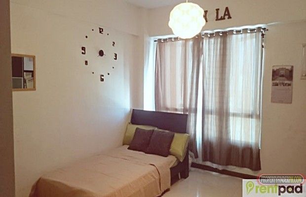 "P15,500 ? studio type / 1 bath condo in Central Area Pioneer Mandaluyo"01
