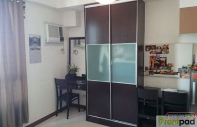 "P15,500 ? studio type / 1 bath condo in Central Area Pioneer Mandaluyo"02