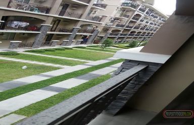Rent at Arezzo Place Pasig02