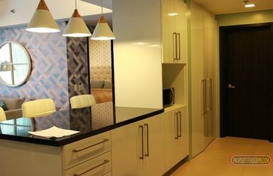 FOR LEASE: West Tower at One Serendra02