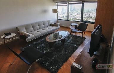 1-bedroom condo apartment for rent in One Rockwell - Makati02