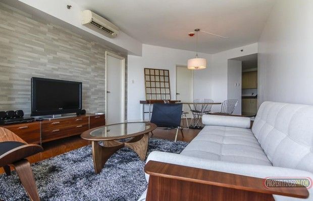 1-bedroom condo apartment for rent in One Rockwell - Makati04