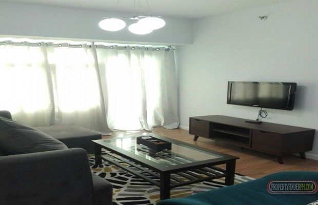 1 BR Condo Unit: The Meranti at Two Serendra01
