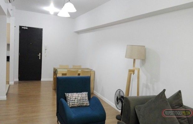 1 BR Condo Unit: The Meranti at Two Serendra04