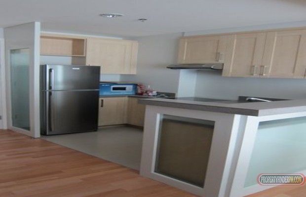 "Beautifully furnished, 2B, 2 TB, maids room, 1 parking slot. Rent incl"04