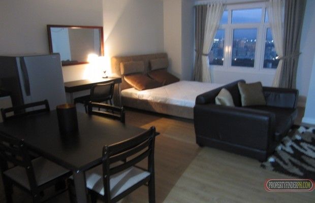 36sqm furnished studio in Meranti Two Serendra BGC for Rent01