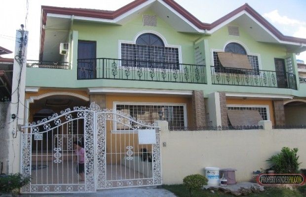 House for Rent in Banilad Cebu City 3-Bedrooms Semi-Furnished01