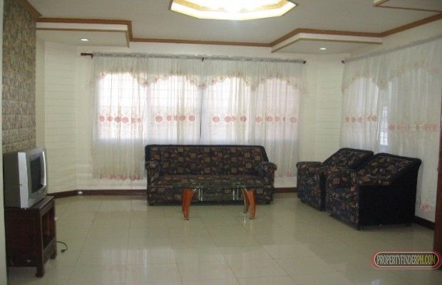 House for Rent in Banilad Cebu City 3-Bedrooms Semi-Furnished04
