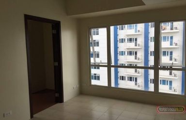 "2 bedroom condo unit in Pioneer, beside Boni MRT Station, in between R"02