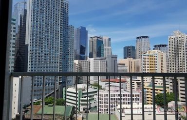 Furnished Makati 1-Bedroom with BALCONY in Legaspi Village FOR RENT02