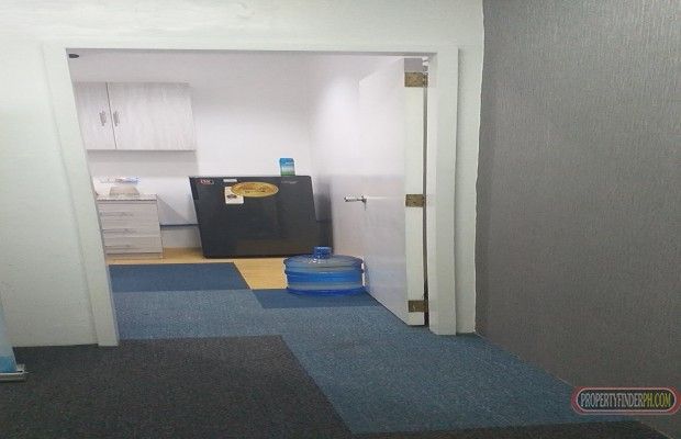 Office Space for Lease in Makati 106SQM.03