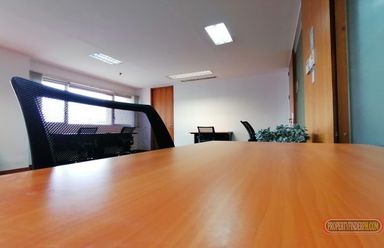 15-Seater Window Office for Rent in Makati ALL IN02