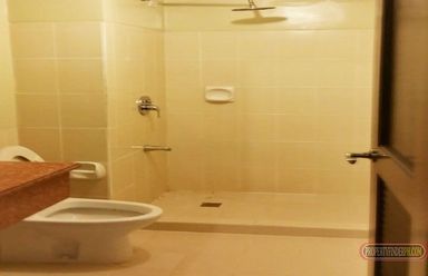 2BR Royal Palm Condo02