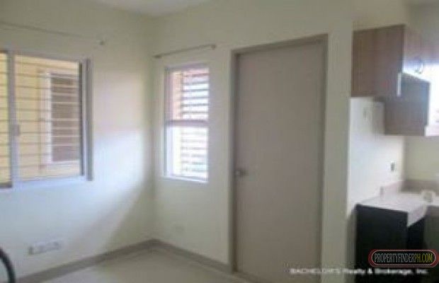 "2 BR Apartment For Rent in Basak Mambaling, Cebu City"03