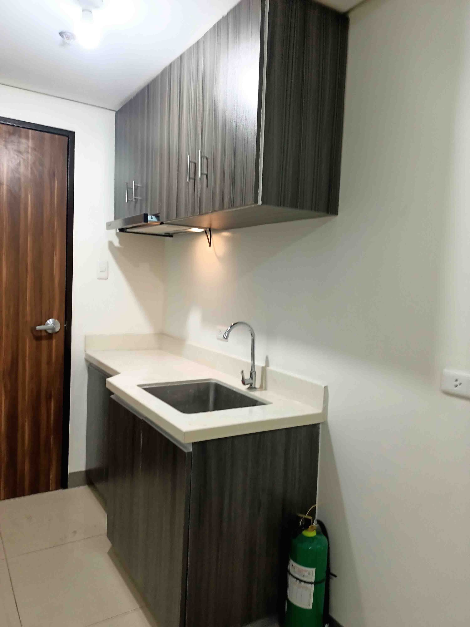 Condo Unit For Rent - Unit 827 at Filinvest Studio 705