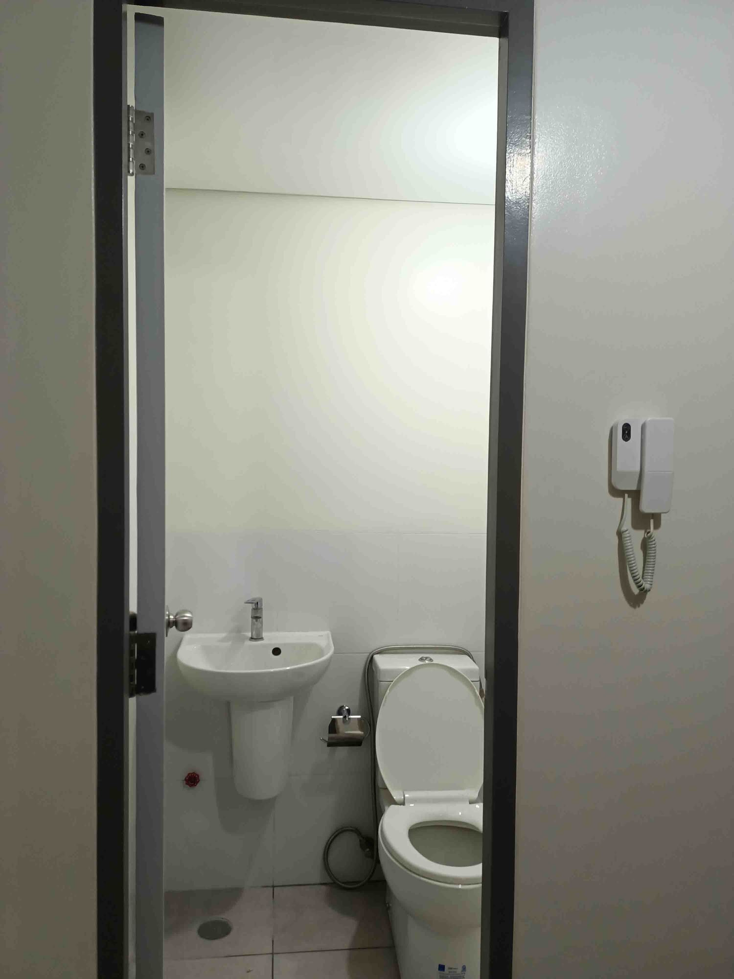 Condo Unit For Rent - Unit 827 at Filinvest Studio 708