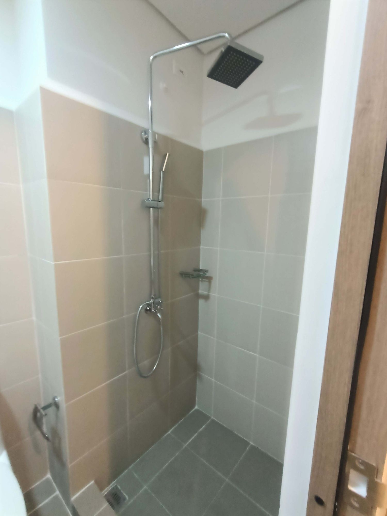 Condo Unit For Rent - Unit 3317 at Coast Residences07