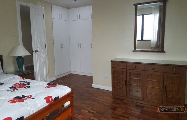 For rent 2 br Classica Tower Makati01
